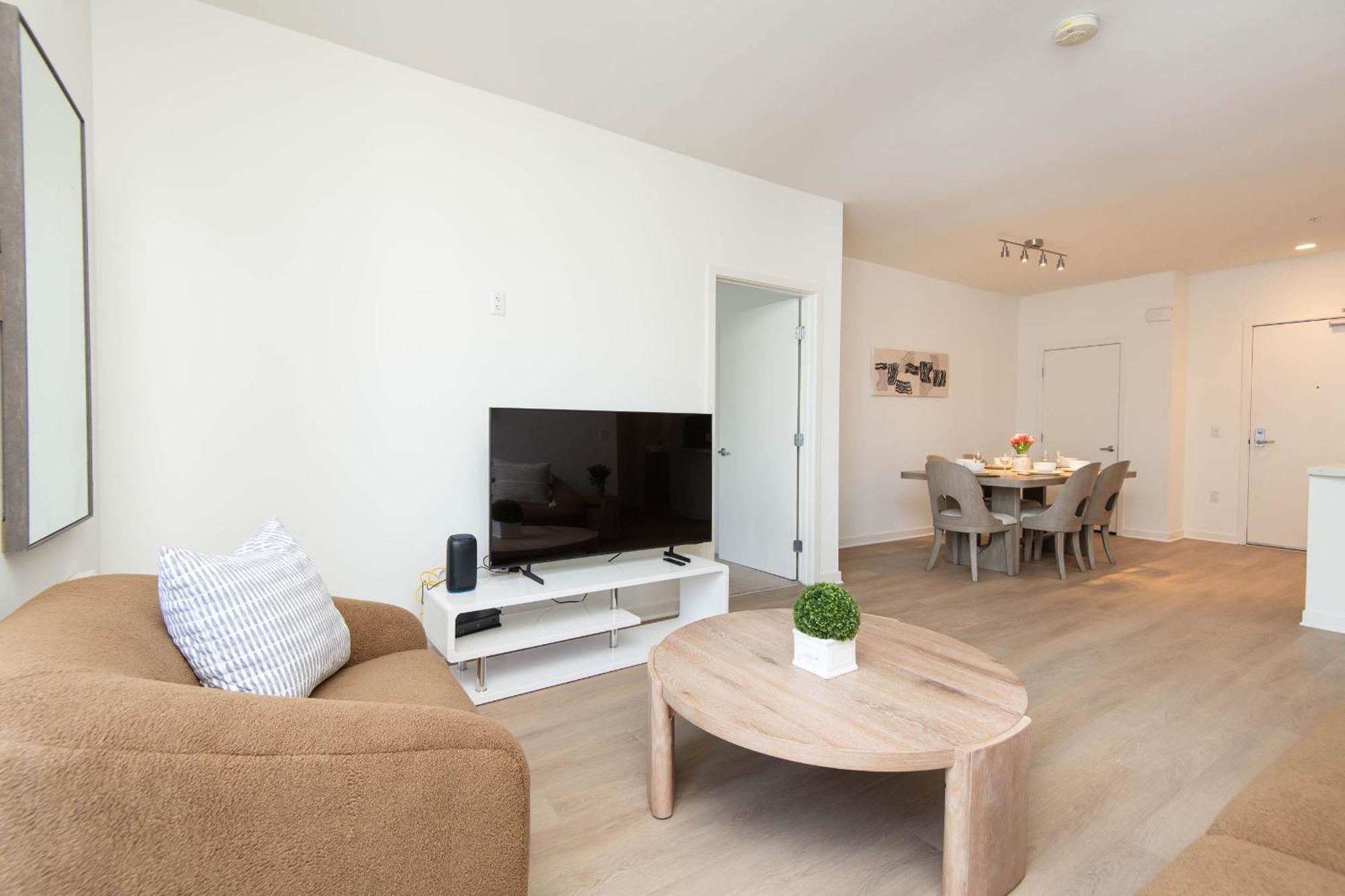 Aparthotel Modern 4*